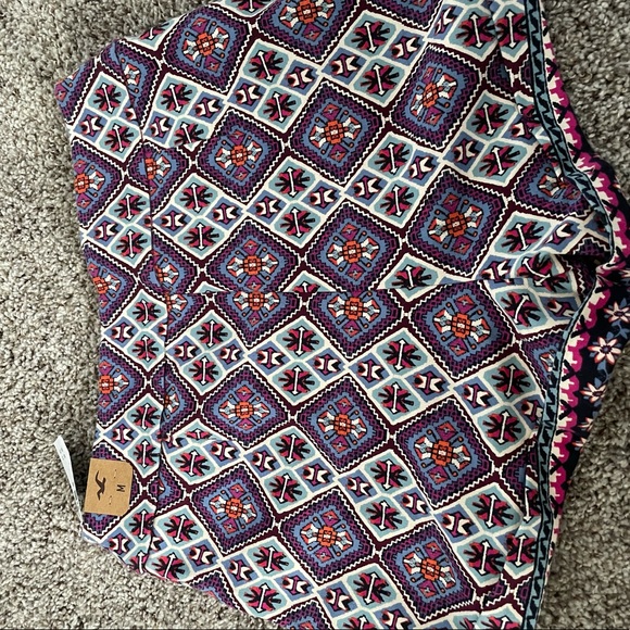 new!! graphic colorful tribal pattern shorts - Picture 3 of 5